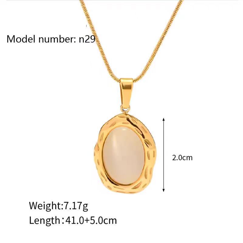 Cat’s Eye Oval Necklace