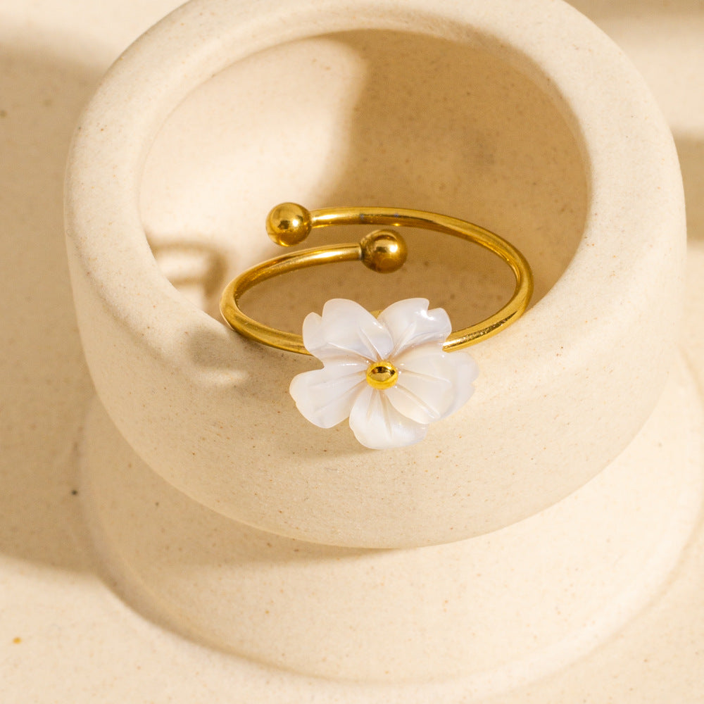 White Petal Jewelry Set