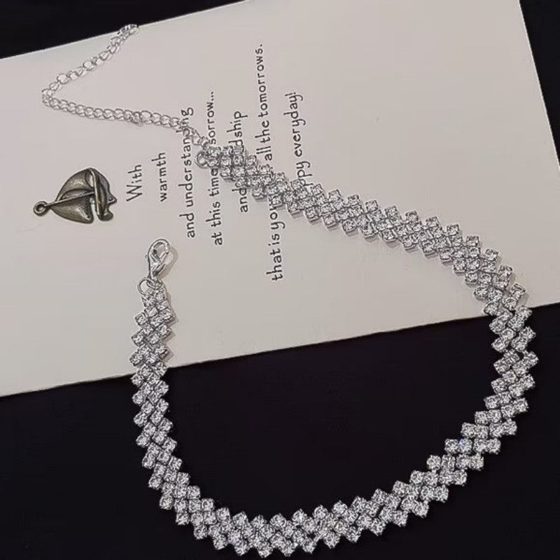 Flash Diamond Rhinestone Necklace – Light Luxury Women’s Collarbone Chain